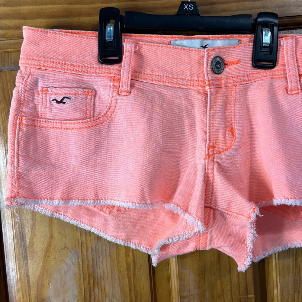 HOLLISTER | Bright Salmon Denim Shorts - Picture 3 of 5